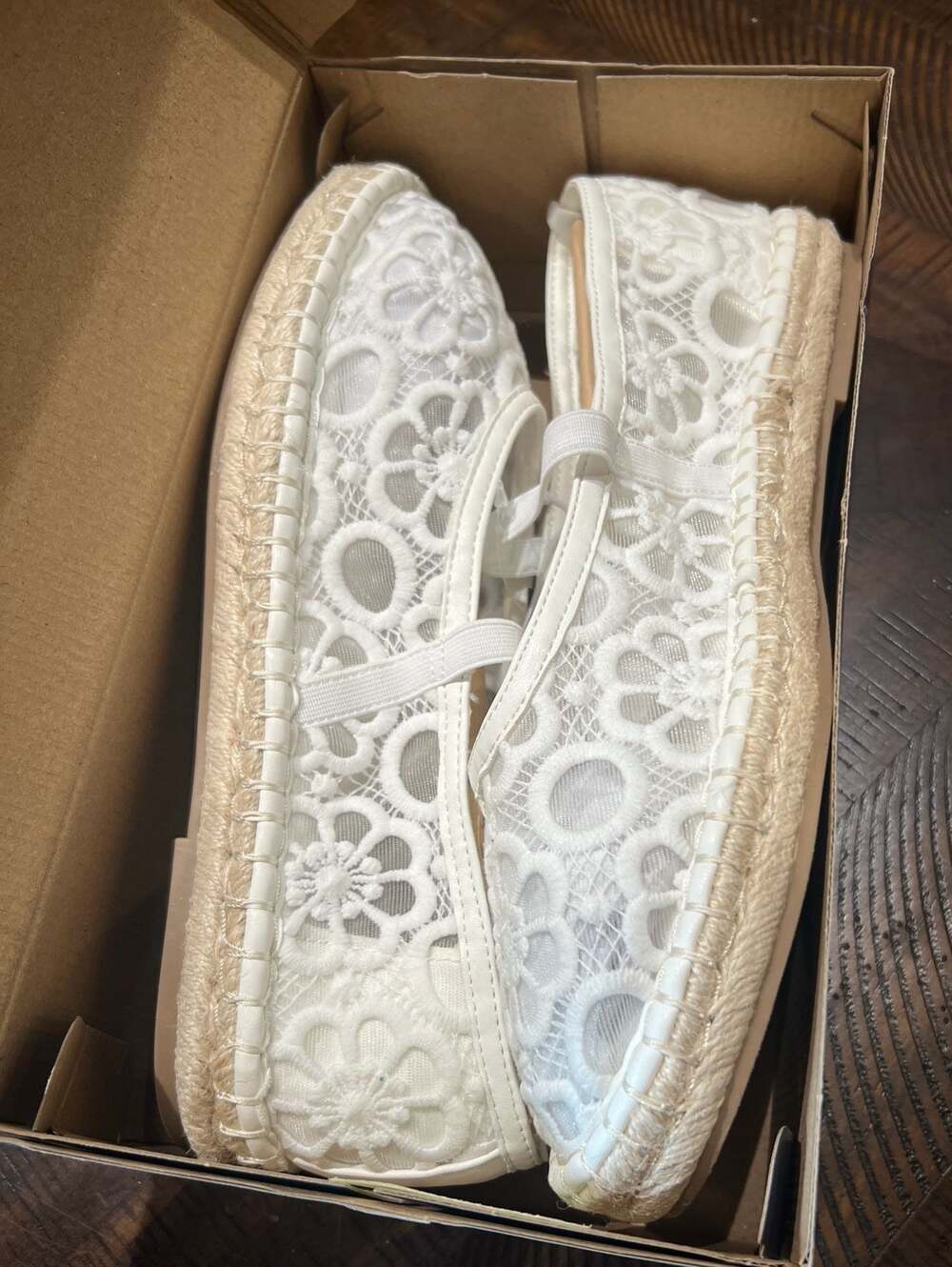 Universal Thread Celia White Floral Lace Mary Jane Espadrille Flats Size 11